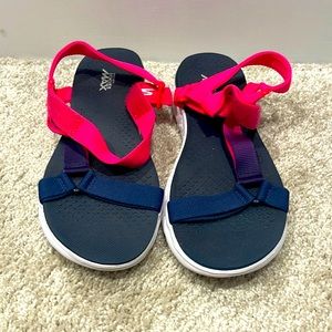 Sketchers comfort sandals, ombré straps, never worn